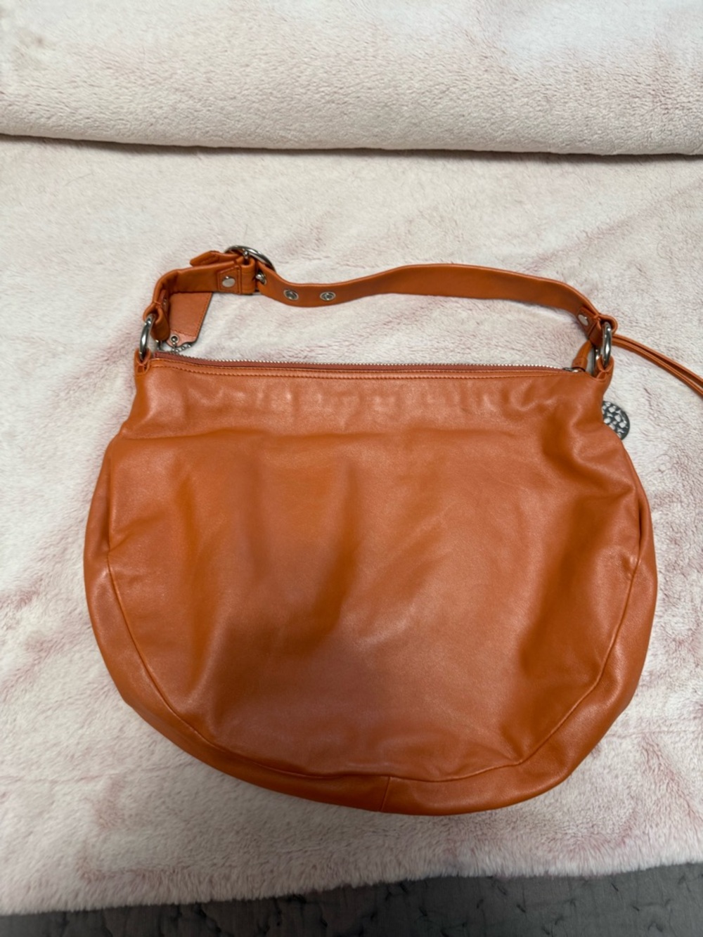 Coach Ali Hobo Tangerine Leather Shoulder Bag with Signature Charm - Picture 2 of 12